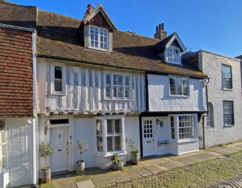 View Full Details for Church Square, Rye, East Sussex TN31 7HE