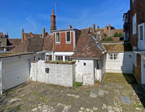 View Full Details for Watchbell Street, Rye, East Sussex TN31 7HA