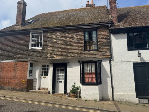 View Full Details for East Street, Rye, East Sussex, TN31 7JY
