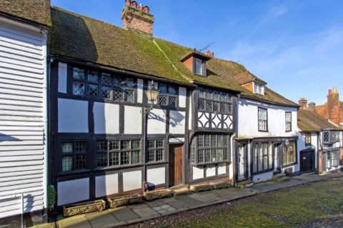 View Full Details for West Street, Rye, East Sussex TN31 7ES