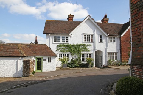 View Full Details for Alards, Barrack Square, Winchelsea TN36 4EG