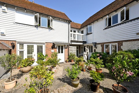 View Full Details for Jarretts Close, Rye, East Sussex TN31 7PZ