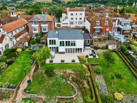 View Full Details for Watchbell Street, Rye, East Sussex TN31 7HB