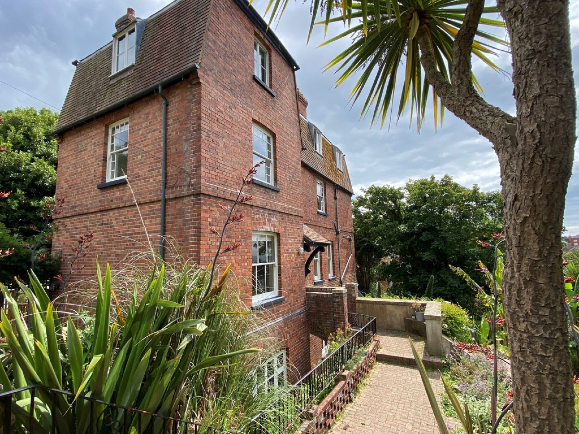 Images for The Croft, Old Town, Hastings, East Sussex TN34 3HH