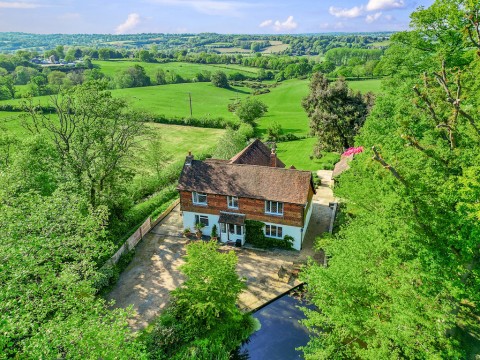View Full Details for Ewhurst Green, Robertsbridge, East Sussex TN32 5TA
