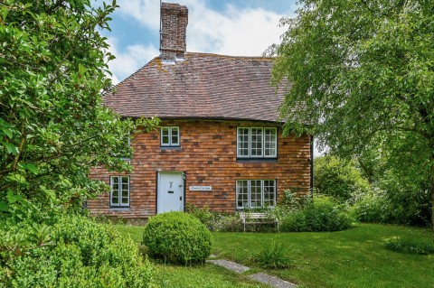 View Full Details for Mounts Lane, Rolvenden Layne, Cranbrook, Kent TN17 4NU