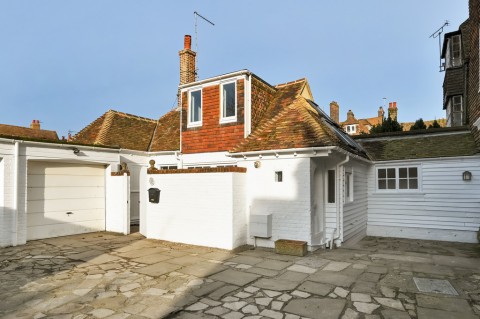 View Full Details for Watchbell Street, Rye, East Sussex TN31 7HA