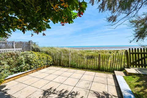 View Full Details for Coast Drive, Greatstone, Kent TN28 8NX
