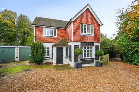 View Full Details for Mountsfield Lodge, Rye Hill, Rye TN31 7NH