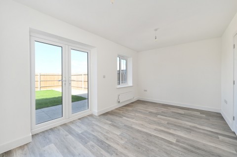 View Full Details for 6 Romney Terrace New Romney