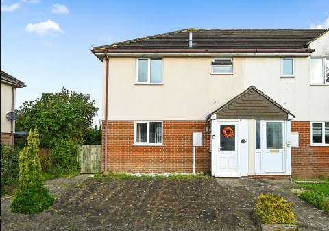 View Full Details for Hilltop Drive, Rye, East Sussex TN31 7HT